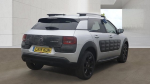 2015 Citroen C4 Cactus 1.2 Puretech Flair Silver 5dr Panroof+satnav+lowtax in Silver — image 4