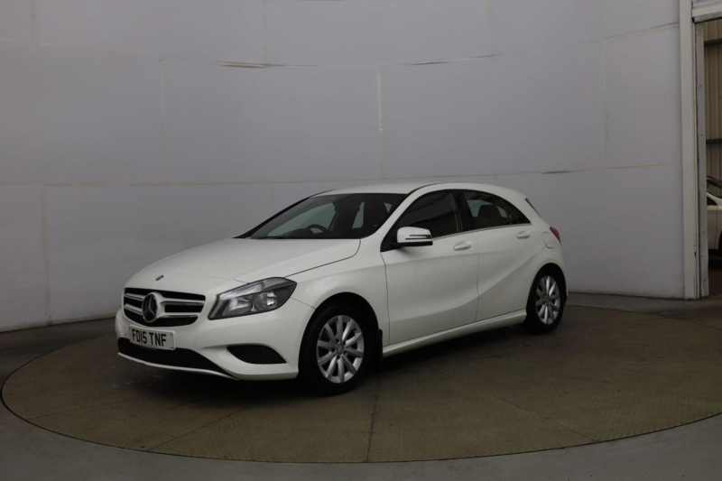 2015 Mercedes-Benz A Class 1.5 A180 Cdi Se 7g-Dct Euro 5 (s/s) 5dr in White — image 1