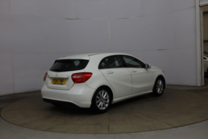 2015 Mercedes-Benz A Class 1.5 A180 Cdi Se 7g-Dct Euro 5 (s/s) 5dr in White — image 6