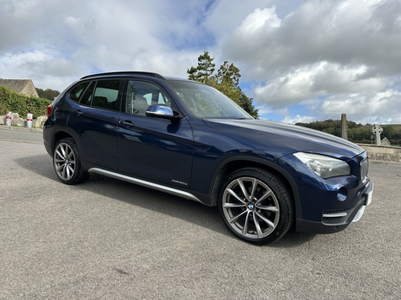 2013 BMW X1 2.0 X1 Xdrive20d Xline in Blue — image 1