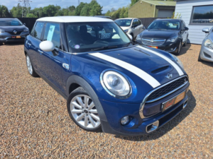 2016 MINI Hatch