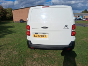 2022 Citroen Dispatch 1.5 Bluehdi 1000 Enterprise Pro M Panel Van 6dr Diesel Manual Fwd 2 Euro 6 (s/s) (100 Ps) in White — image 4