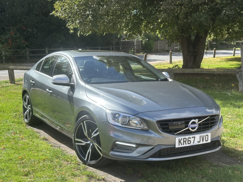 2017 Volvo S60 2.0 R-Design Lux Nav D4 in Grey — image 1