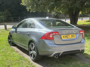 2017 Volvo S60 2.0 R-Design Lux Nav D4 in Grey — image 3