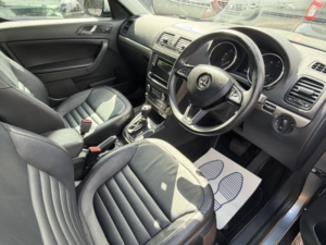 2017 Skoda Yeti 1.2 Tsi Se L Drive in Grey — image 3