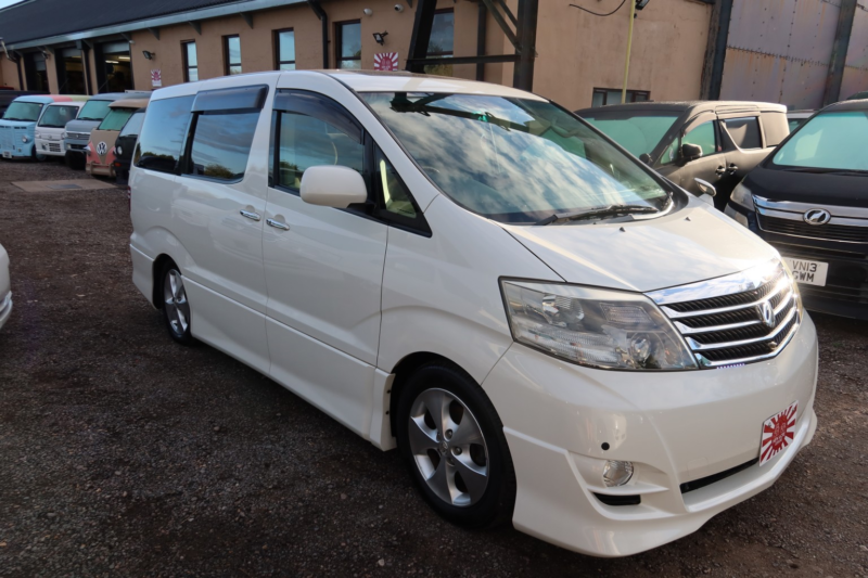 2007 Toyota Alphard 2.4 As Prime Selection 8 Seats in White — image 1