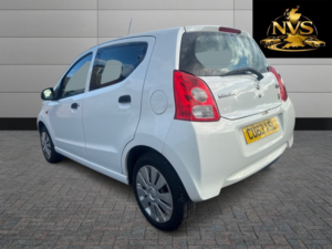 2013 Suzuki Alto 1.0 12v Sz in White — image 5