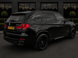 2017 BMW X5 3.0 30d M Sport Auto Xdrive Euro 6 (s/s) 5dr in Black — image 5