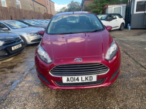 2014 Ford Fiesta 1.25 Style Euro 5 5dr in Red — image 2