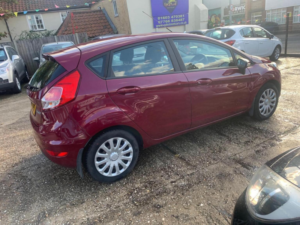 2014 Ford Fiesta 1.25 Style Euro 5 5dr in Red — image 4