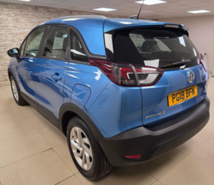 2018 Vauxhall Crossland X 1.2 Se SUV 5dr Petrol Manual Euro 6 (81 Ps) in Blue — image 3