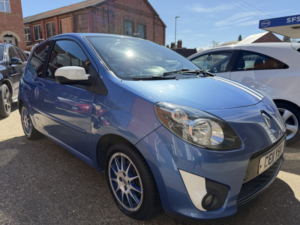 2011 Renault Twingo 1.2 Tce Gordini in Blue — image 3