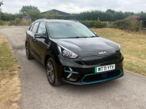 2022 Kia Niro 64kwh 2 Auto 5dr in Black — image 2