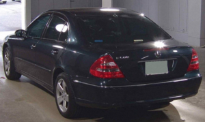 2004 Mercedes-Benz E Class Ref 8828 In Transit Refundable Deposit Can Secure - Mercedes Benz W211 E Class E500 Saloon Ex Japan in Black — image 3