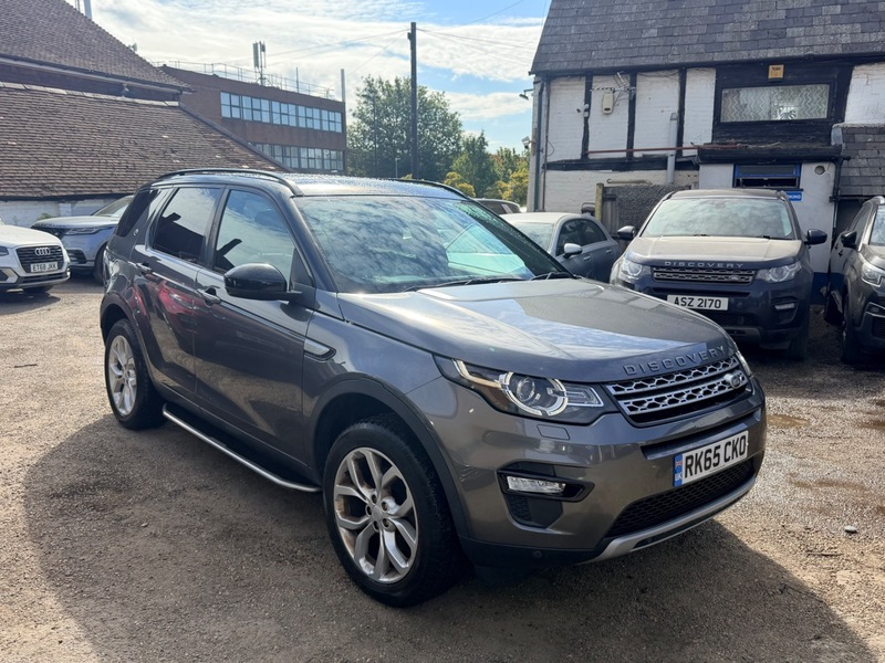 2015 Land Rover Discovery Sport Td4 Hse in Grey — image 1