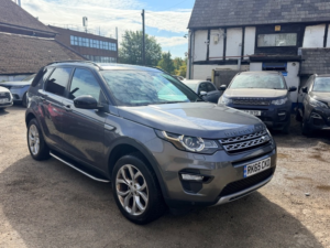 2015 Land Rover Discovery Sport Td4 Hse in Grey — image 5