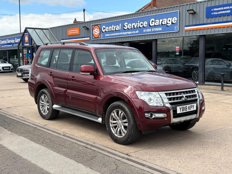 2018 Mitsubishi Shogun 3.2 Di-Dc Sg2 Auto 4WD Euro 6 5dr Lwb in Red — image 1