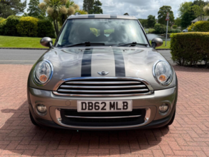 2012 MINI Clubman 1.6 Cooper Euro 5 (s/s) 5dr in Silver — image 2