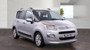 2014 Citroen C3 Picasso 1.6 Hdi Exclusive in Silver — image 2