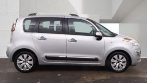 2014 Citroen C3 Picasso 1.6 Hdi Exclusive in Silver — image 6