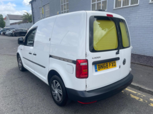 2018 Volkswagen Caddy 2.0 Tdi C20 Startline Swb Euro 6 (s/s) 5dr in White — image 3