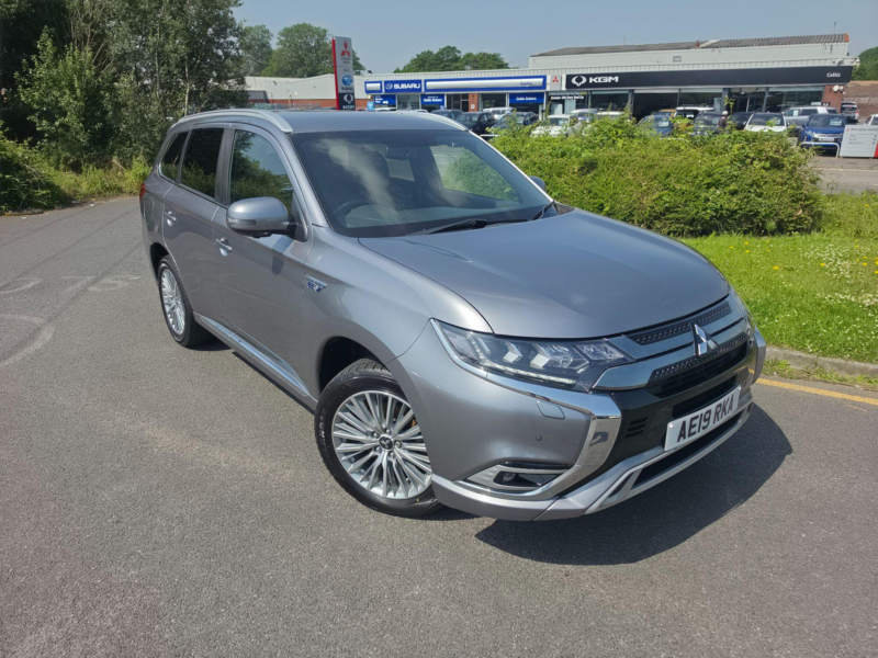 2019 Mitsubishi Outlander 2.4h Twinmotor 13.8kwh 4h CVT 4WD Euro 6 (s/s) 5dr in Grey — image 1