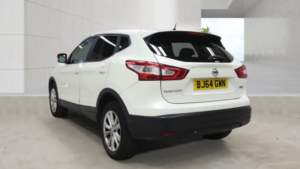2014 Nissan Qashqai 1.5 Dci Acenta Premium in White — image 6