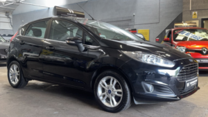 2015 Ford Fiesta 1.0 T Ecoboost Zetec Black 5dr Low Miles+low Tax+beltdone in Black — image 4