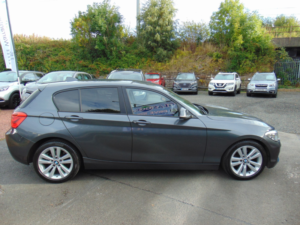 2019 BMW 1 Series 1.5 118i Sport 5-Door * Mot August 2027 * Timing Chain Replaced Last Year * Finance Available * Free in Grey — image 2