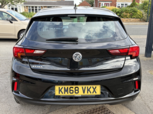 2018 Vauxhall Astra 1.6 Cdti Blueinjection Sri Vx Line Nav in Black — image 6