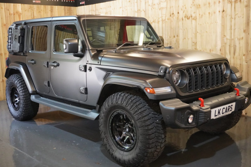 2019 Jeep Wrangler 2.0 Sahara 2.0 Gme 272hp 4x4 Auto8 in Grey — image 1