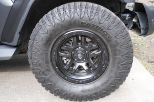 2019 Jeep Wrangler 2.0 Sahara 2.0 Gme 272hp 4x4 Auto8 in Grey — image 5