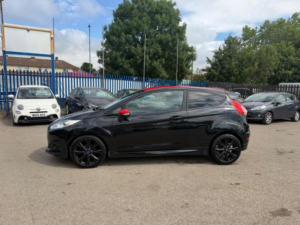 2014 Ford Fiesta 1.0t Ecoboost Zetec S Black Edition Euro 5 (s/s) 3dr in Black — image 3