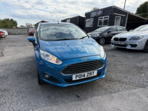2014 Ford Fiesta 1.3 Zetec in Blue — image 4