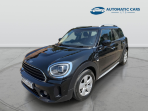 2023 MINI Countryman Cooper Classic in Black — image 3
