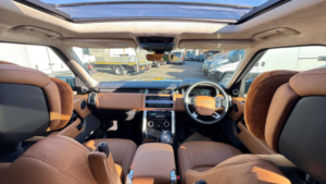 2019 Land Rover Range Rover 5.0 P525 V8 Gpf Autobiography SUV 5dr Petrol Auto 4WD Euro 6 (s/s) Lwb (525 Ps) in Green — image 3