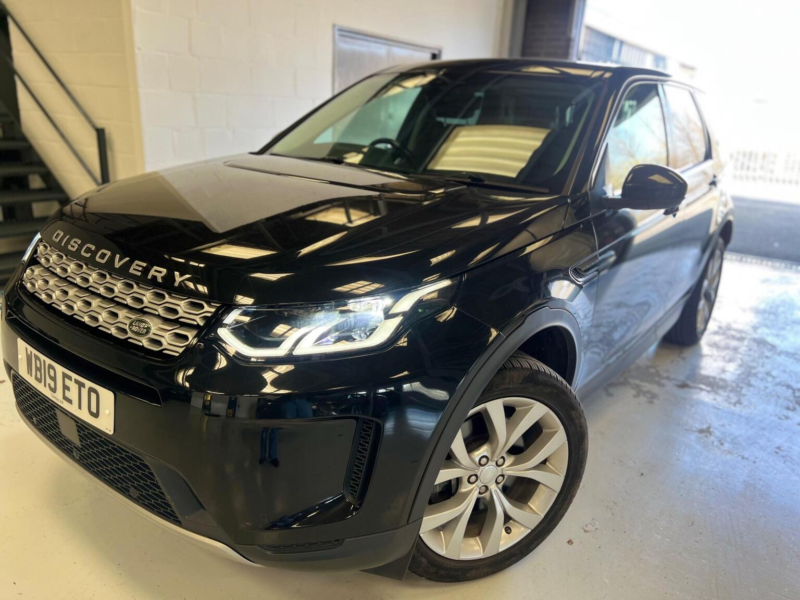 2019 Land Rover Discovery Sport 2.0 D180 Mhev Hse Auto 4WD Euro 6 (s/s) 5dr in Black — image 1