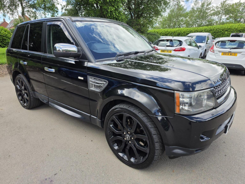 2010 Land Rover Range Rover Sport 3.6 Td V8 Hse Commandshift 4WD Euro 4 5dr in Black — image 1