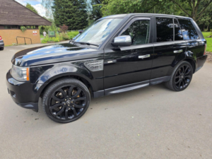 2010 Land Rover Range Rover Sport 3.6 Td V8 Hse Commandshift 4WD Euro 4 5dr in Black — image 3