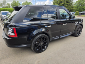 2010 Land Rover Range Rover Sport 3.6 Td V8 Hse Commandshift 4WD Euro 4 5dr in Black — image 6