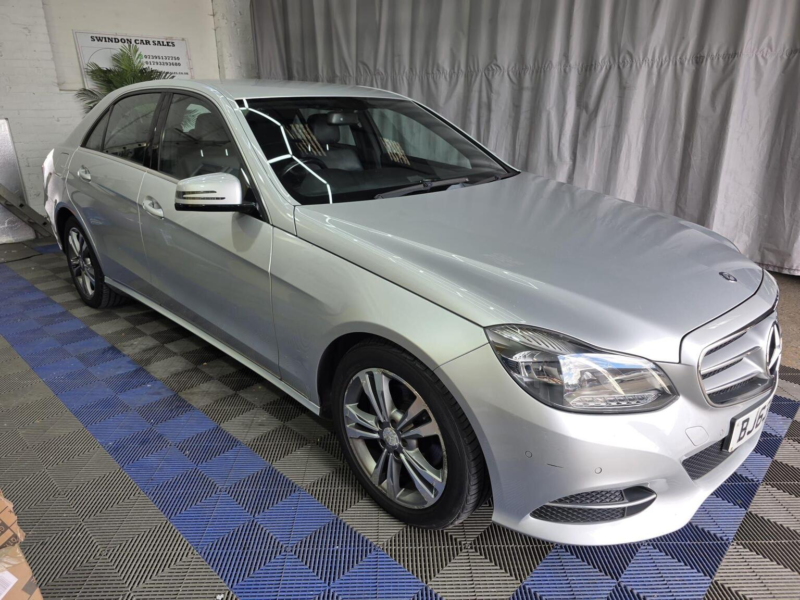 2013 Mercedes-Benz E Class 2.1 E220 Cdi Se G-Tronic+ Euro 5 (s/s) 4dr in Silver — image 1
