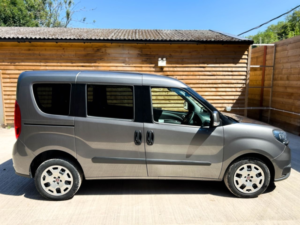 2020 Fiat Doblo 4 SEAT Passenger Up Front Side Entry Wheelchair Accessible Disabled Access Vehicle Wav in Grey — image 3