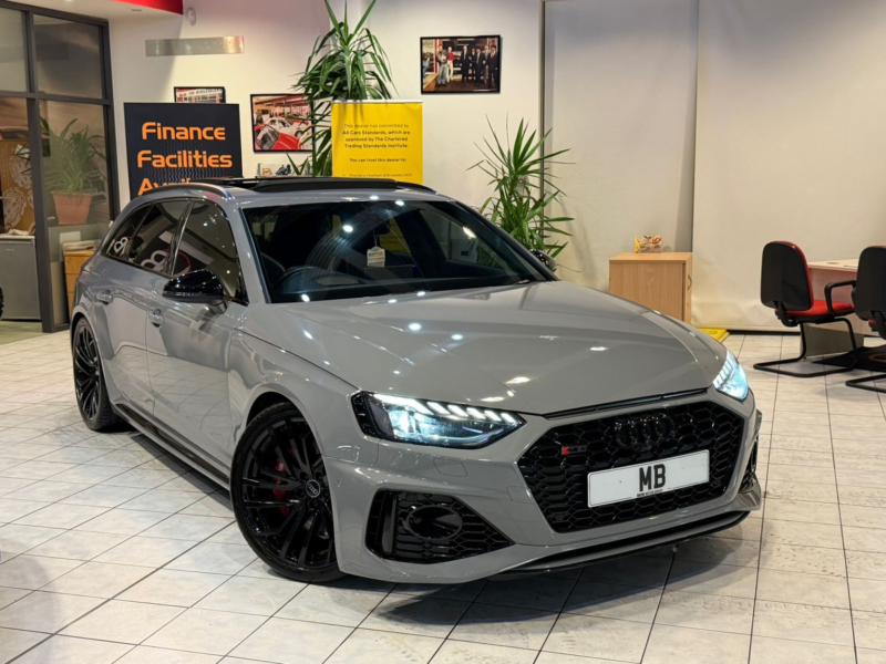 2023 Audi Rs4 Avant 2.9 Tfsi V6 Vorsprung in Grey — image 1