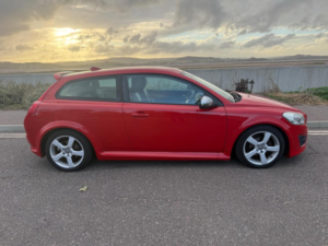 2011 Volvo C30 1.6 D2 R-Design Sports Coupe Euro 5 3dr in Red — image 2