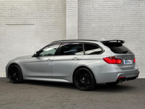 2014 BMW 3 Series 2.0 320i M Sport Touring Auto Xdrive Euro 6 (s/s) 5dr in Silver — image 4