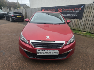 2015 Peugeot 308 1.6 Hdi Active in Red — image 2