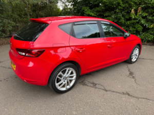 2016 SEAT Leon 1.2 Tsi Se Dynamic Technology Hatchback 5dr Petrol Manual Euro 6 (s/s) (110 Ps) in Red — image 5