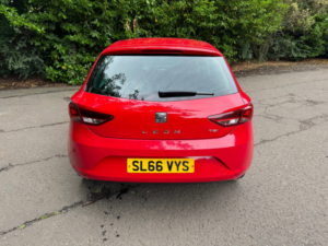 2016 SEAT Leon 1.2 Tsi Se Dynamic Technology Hatchback 5dr Petrol Manual Euro 6 (s/s) (110 Ps) in Red — image 6