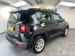 2018 Jeep Renegade 1.0 Gse T3 Longitude SUV 5dr Petrol Manual Euro 6 (s/s) (120 Ps) in Black — image 5