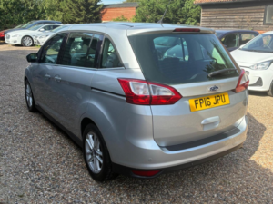 2016 Ford Grand C-Max 1.5 Tdci Zetec Euro 6 (s/s) 5dr in Silver — image 4